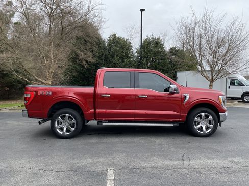 Used 2023 Ford F150 Lariat w/ Trailer Tow Package image 10