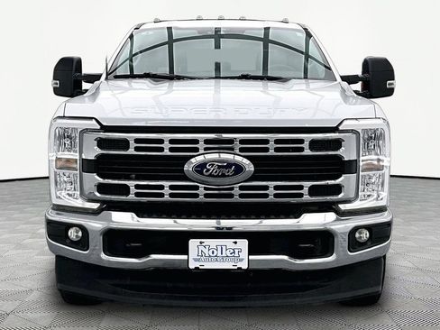 Certified 2025 Ford F350 XLT w/ FX4 Off-Road Package AWD/4WD image 3