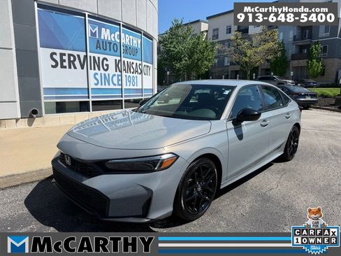 Used 2025 Honda Civic Sport image 1
