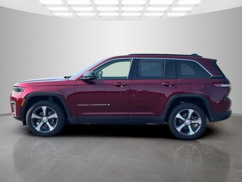 Certified 2026 Jeep Grand Cherokee Limited AWD/4WD image 4