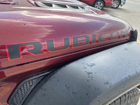 Used 2021 Jeep Wrangler Unlimited Rubicon AWD/4WD image 34