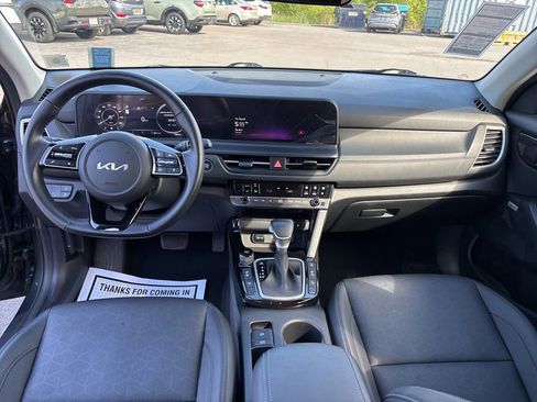 Certified 2024 Kia Seltos SX w/ SX Sunroof Package AWD/4WD image 22