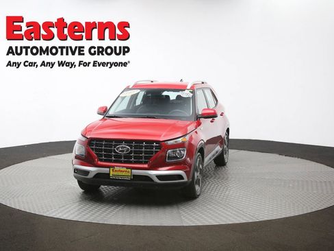 Used 2022 Hyundai Venue Limited image 53