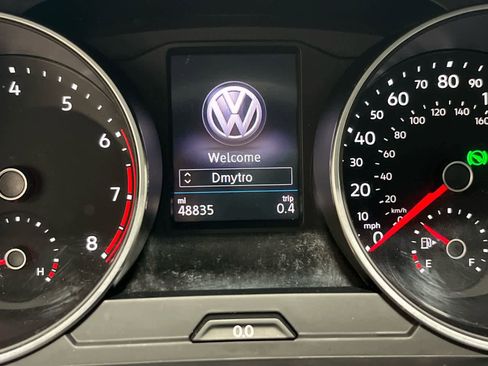 Used 2020 Volkswagen Tiguan S image 30