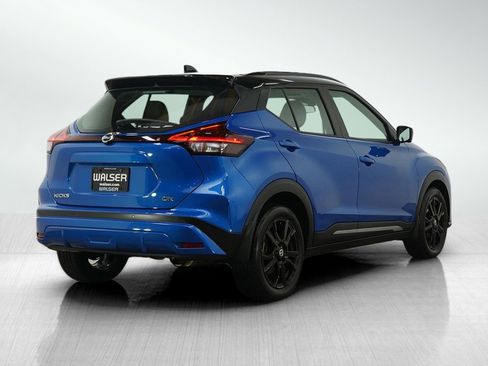 Used 2021 Nissan Kicks SR w/ SR Premium Package image 5