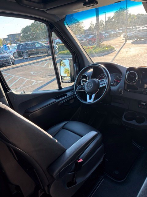 Used 2023 Mercedes-Benz Sprinter 2500 image 6