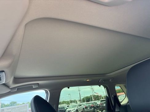 New 2026 Nissan Rogue Platinum w/ Platinum Premium Package AWD/4WD image 11