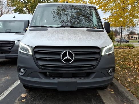 New 2025 Mercedes-Benz Sprinter 2500 image 8