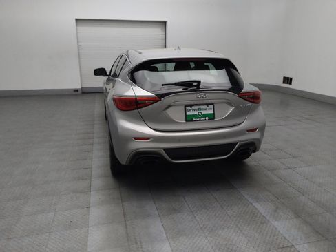 Used 2017 INFINITI QX30 Sport FWD image 6