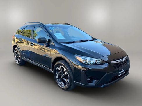 Used 2021 Subaru Crosstrek 2.0i AWD/4WD image 2
