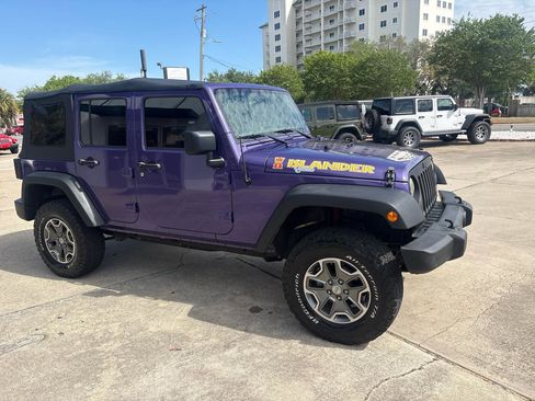 Used 2017 Jeep Wrangler Unlimited Sport w/ Connectivity Group image 4