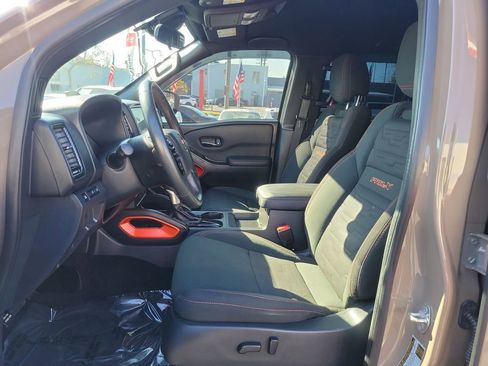 Used 2023 Nissan Frontier Pro-X w/ Technology Package image 18