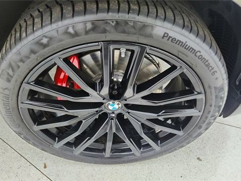 Used 2026 BMW X5 sDrive40i w/ M Sport Package image 57