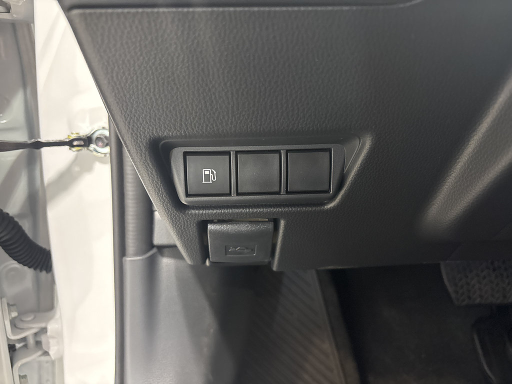 New 2027 Toyota Prius AWD image 12