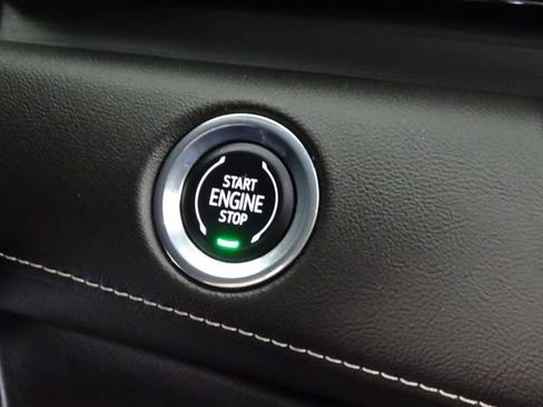 Certified 2023 Cadillac Escalade Premium Luxury w/ Performance Package AWD/4WD image 9