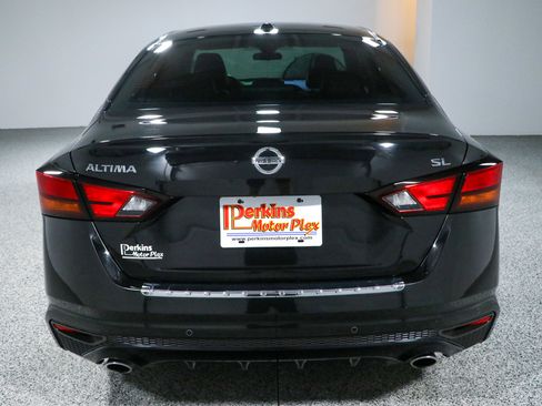 Used 2021 Nissan Altima 2.5 SL FWD image 8