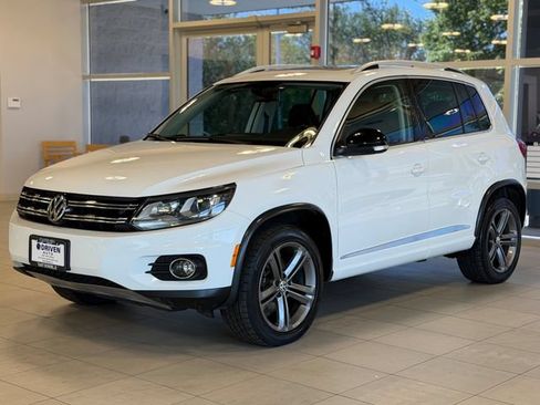 Used 2017 Volkswagen Tiguan Sport AWD/4WD image 4