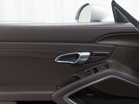 Certified 2019 Porsche 911 Targa 4 GTS image 14