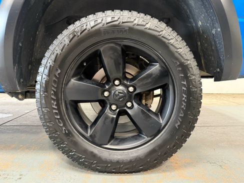 Used 2020 RAM 1500 Warlock AWD/4WD image 9