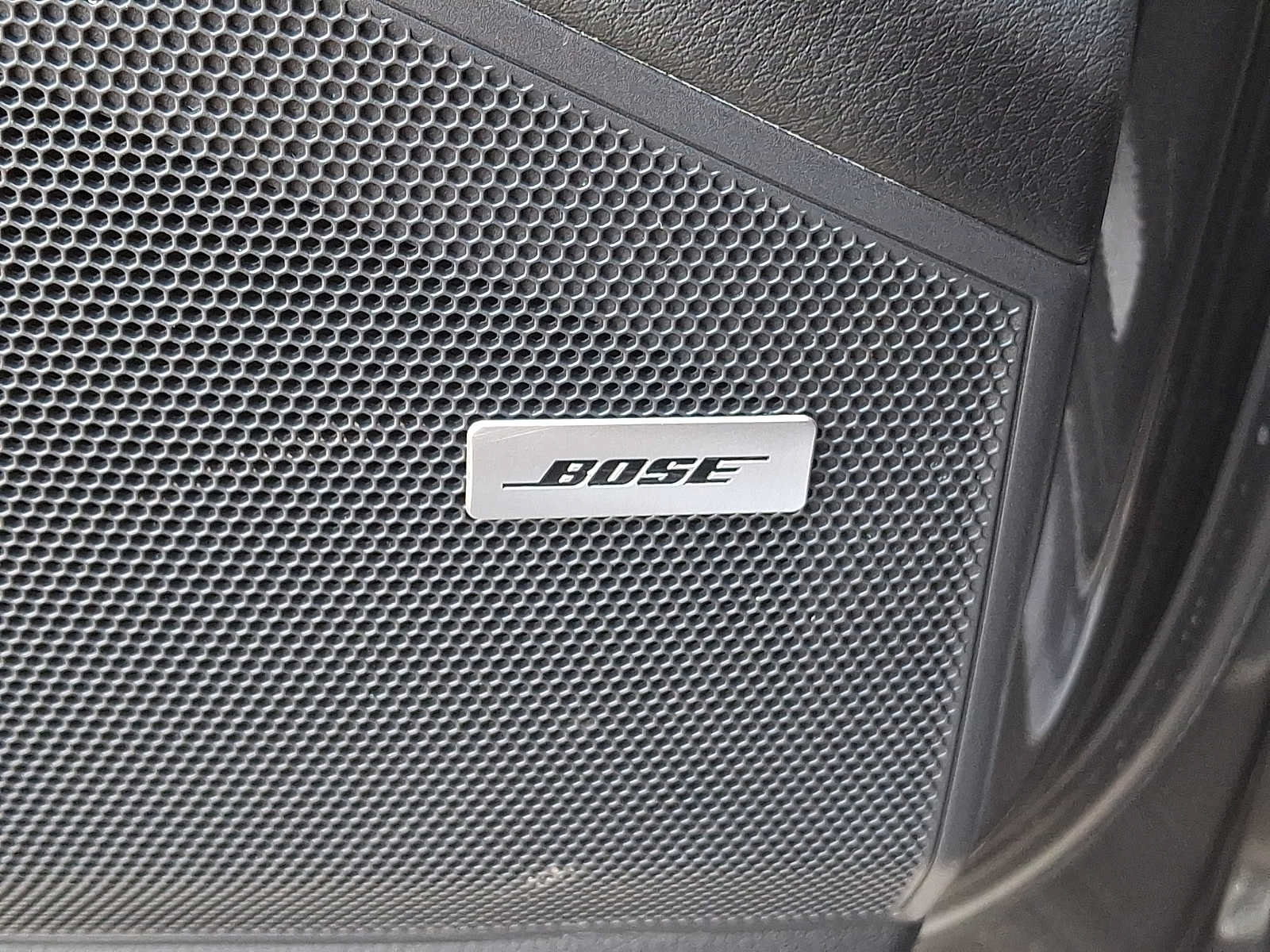 Used 2025 Porsche Cayenne E-Hybrid AWD/4WD image 25