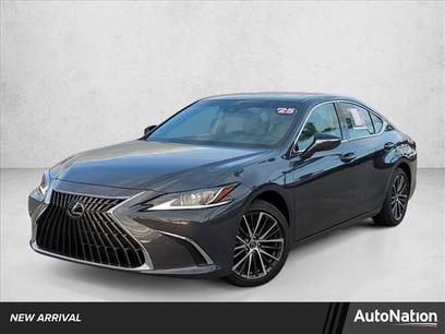 Used 2025 Lexus ES 350 w/ Premium Package