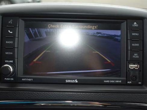 Used 2019 Dodge Grand Caravan SXT FWD image 26