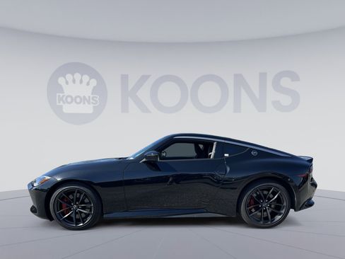 Used 2024 Nissan Z Performance w/ Floor Mat Package RWD image 13