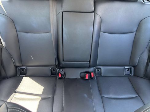 Used 2026 Toyota Corolla Cross XLE FWD image 33