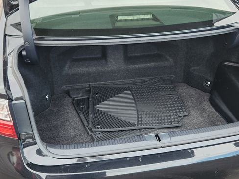 Used 2018 Lexus ES 300h image 19