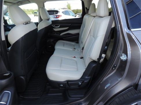 Used 2022 Subaru Ascent Limited w/ Technology Package image 15