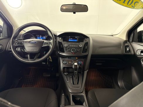 Used 2016 Ford Focus SE FWD image 22