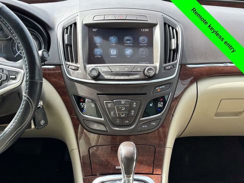 Used 2017 Buick Regal Sport Touring image 25