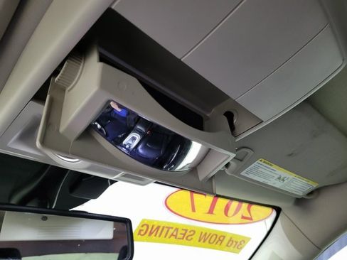 Used 2017 Dodge Journey GT w/ Flexible Seating Group image 39