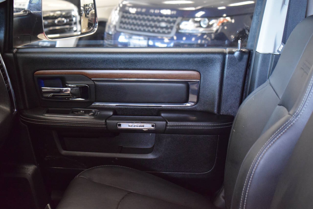 Used 2016 RAM 1500 Laramie w/ Convenience Group AWD/4WD image 61