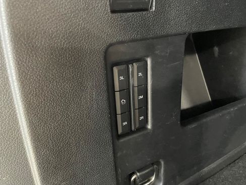 Used 2019 Ford Expedition Max Limited AWD/4WD image 18