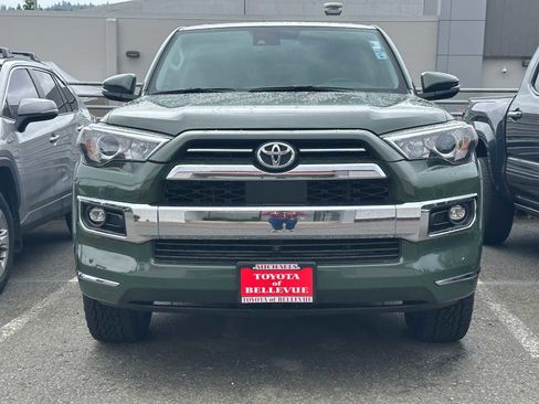 Certified 2022 Toyota 4Runner Limited AWD/4WD image 2