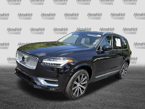 Certified 2025 Volvo XC90 B6 Plus AWD/4WD image 5