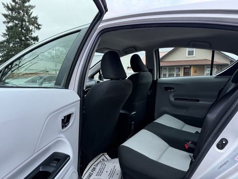 Used 2014 Toyota Prius C Two image 15