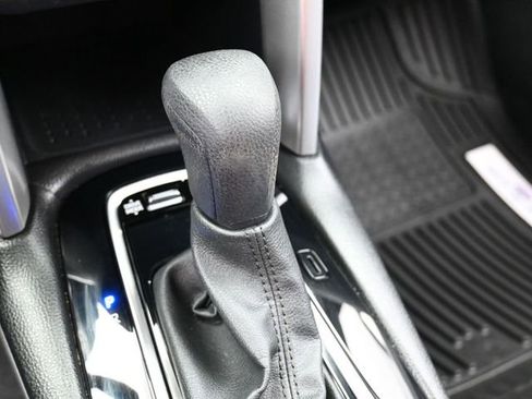 Used 2023 Toyota Corolla Cross S image 23