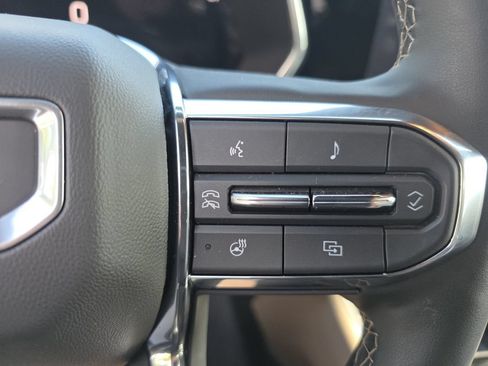 Used 2023 GMC Canyon Denali AWD/4WD image 23