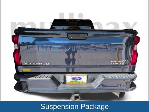 Used 2022 Chevrolet Silverado 3500 High Country image 32