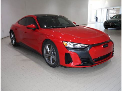 Used 2023 Audi e-tron GT Prestige w/ Prestige Package AWD/4WD image 9