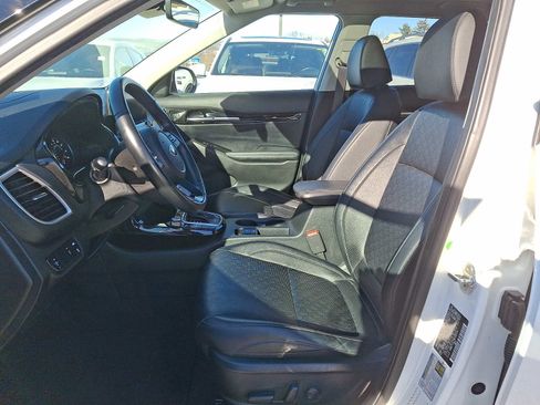 Used 2021 Kia Seltos SX w/ SX Sunroof Package image 10