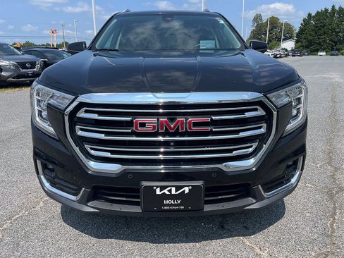 Used 2022 GMC Terrain SLT w/ Tech Package AWD/4WD image 11