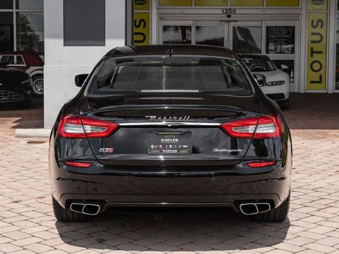 Used 2014 Maserati Quattroporte GTS RWD image 18