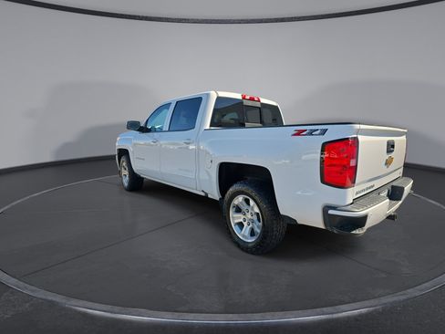 Used 2018 Chevrolet Silverado 1500 LT w/ All Star Edition AWD/4WD image 11