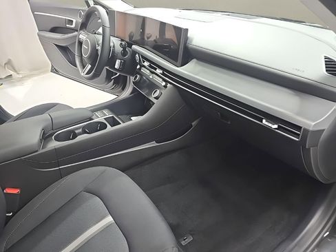 New 2026 Hyundai Sonata SEL FWD image 19