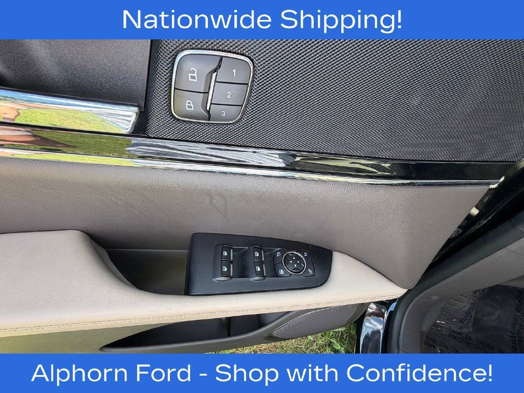 Used 2023 Lincoln Nautilus AWD w/ Premium Package image 8