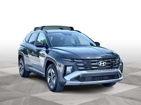 Used 2026 Hyundai Tucson SEL FWD image 2