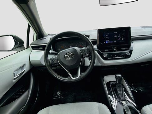 Used 2023 Toyota Corolla SE FWD image 18